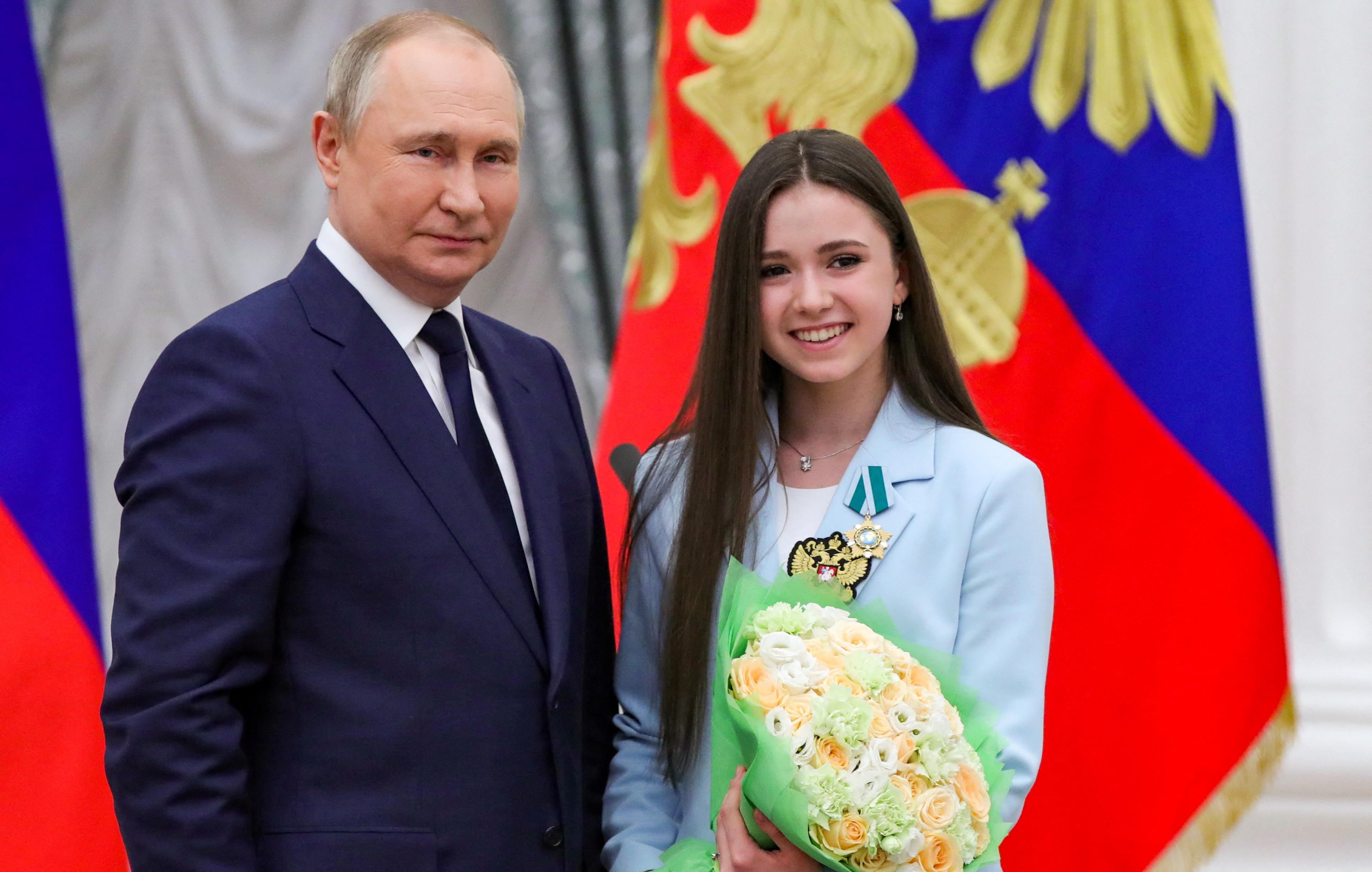 Putin verteidigt Wunderkind Walijewa: Doping im Eiskunstlauf 
