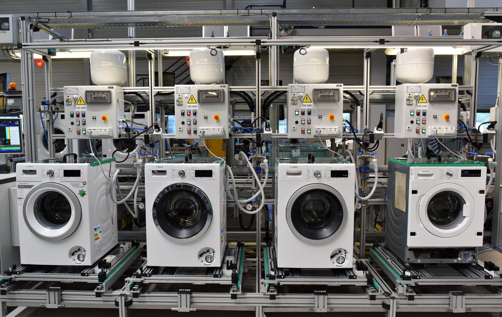 BSH Hausgeräte zapira dve tovarni v Nemčiji in odpušča 1400 zaposlenih