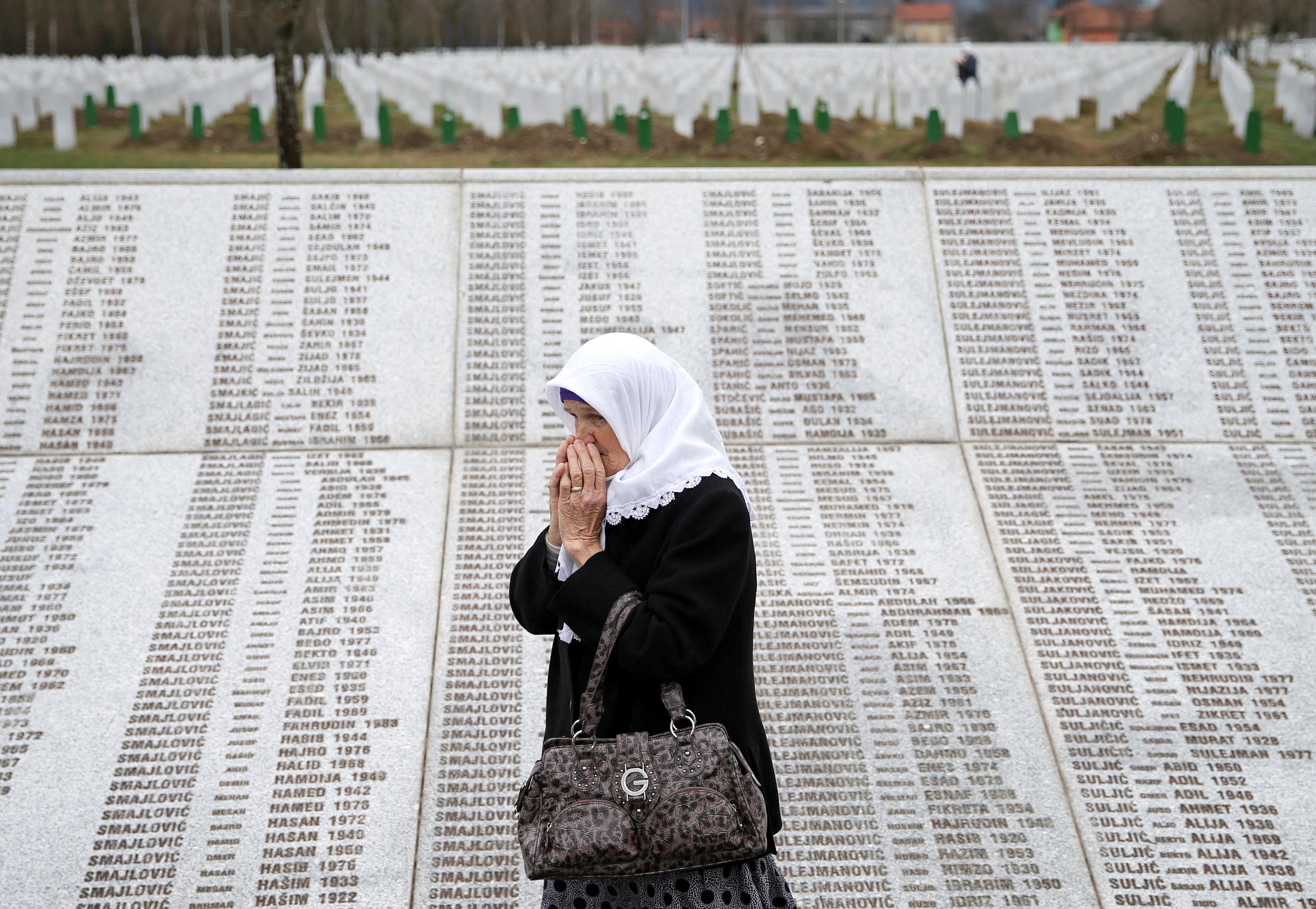 Israelischer Botschafter stellt Genozid in Srebrenica in Frage