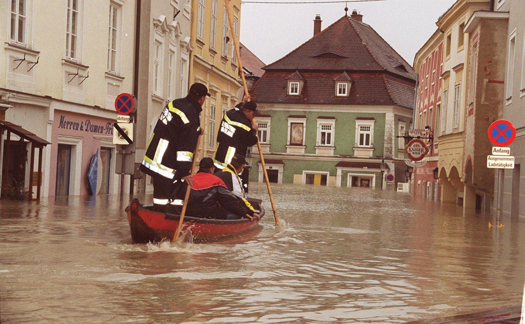 Als die Jahrhundertflut vor 20 Jahren halb Österreich verwüstete