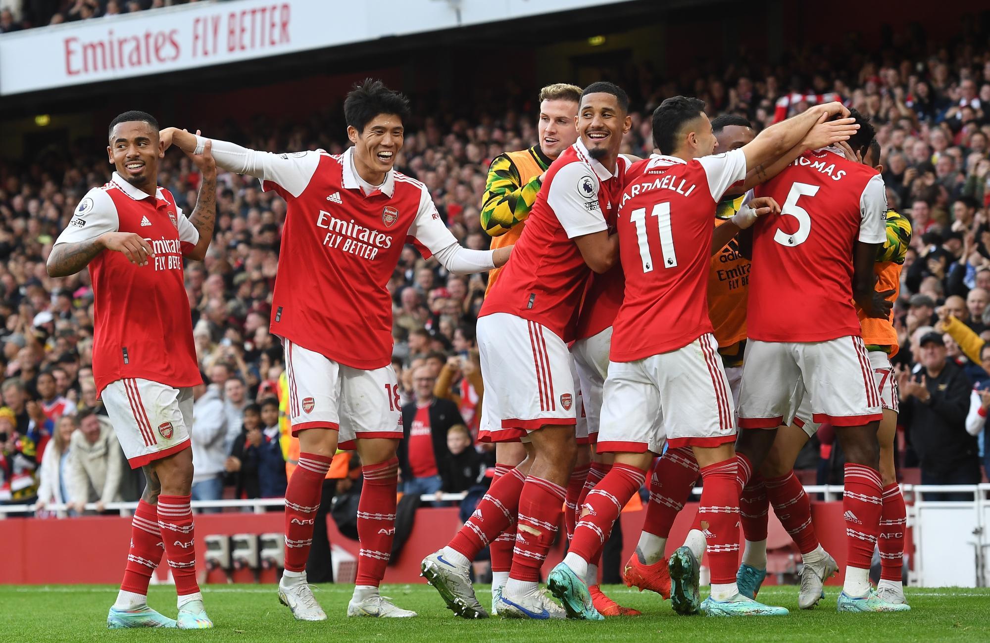 5:0-Kantersieg gegen Schlusslicht: Arsenal bleibt Tabellenführer