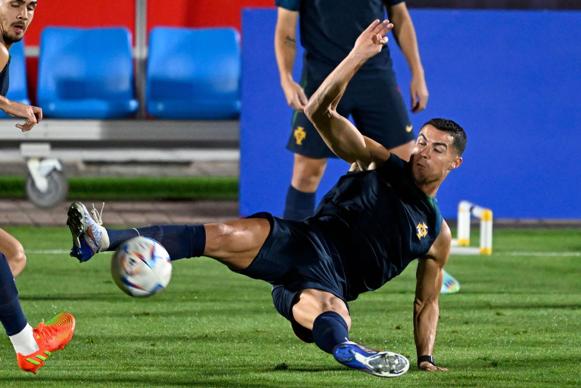 Fußball-WM in Katar live: So steht es bei Portugal gegen Uruguay