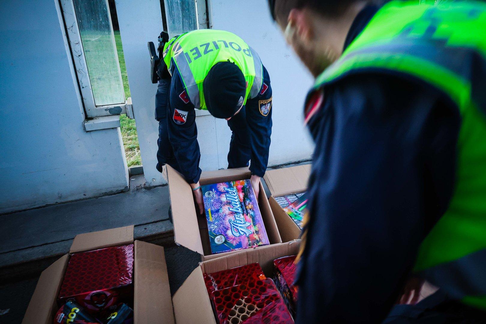 Salzburger versuchte, verbotene Pyrotechnik ins Land zu schmuggeln