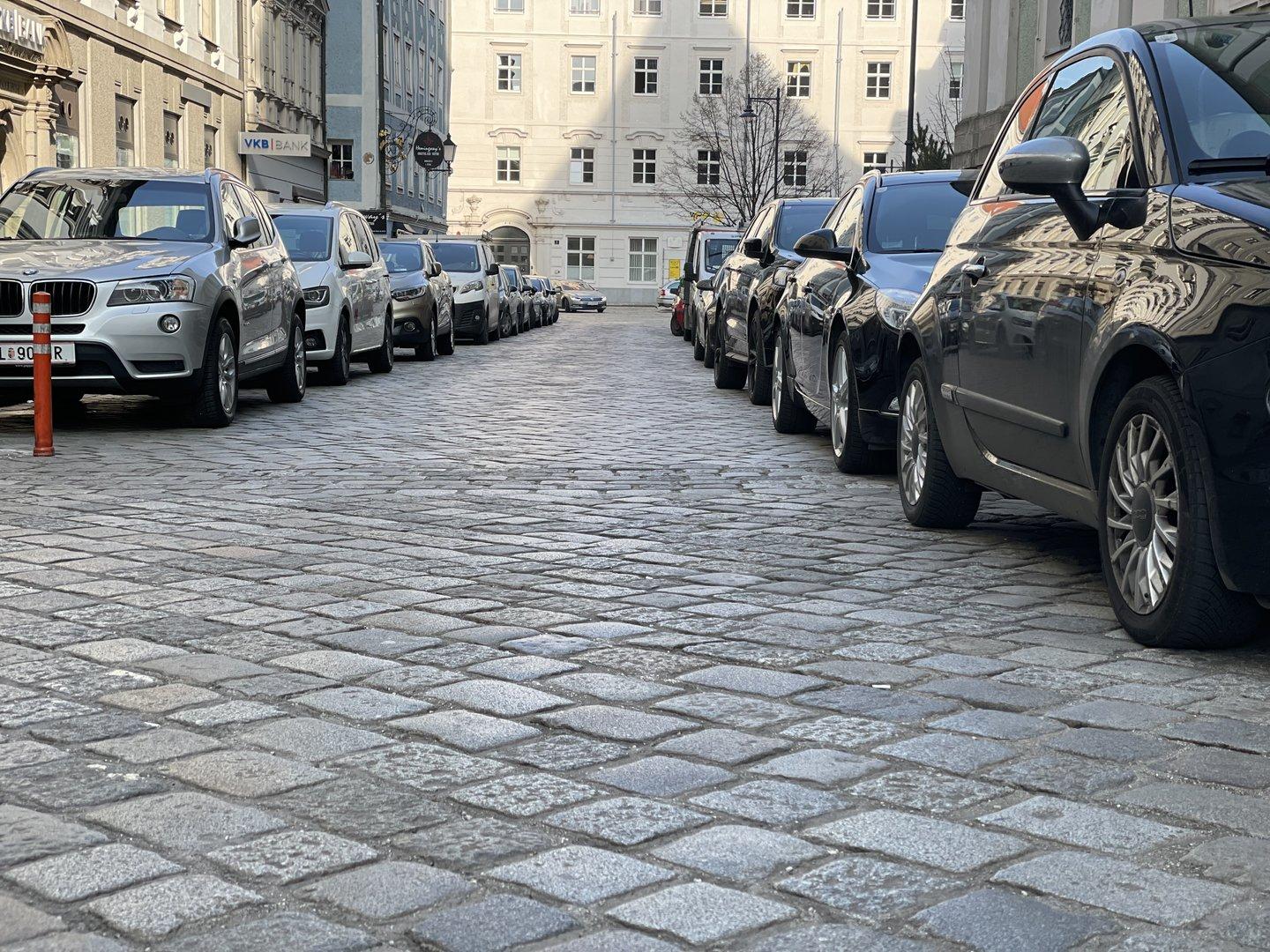 Domgasse in Linz wird verkehrsberuhigt mit weniger Parkplätzen