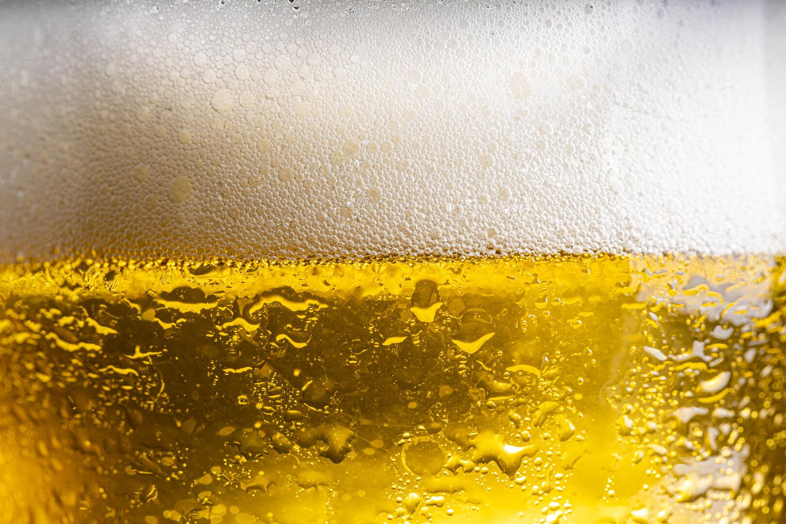 Belgischer Zoll vernichtet mehr als 2.300 Dosen Bier aus den USA