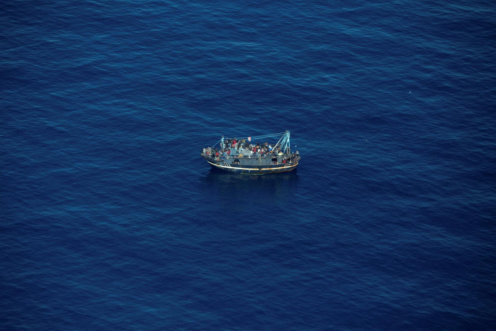 Nach Schiffsunglück: Drei Leichen im Mittelmeer entdeckt