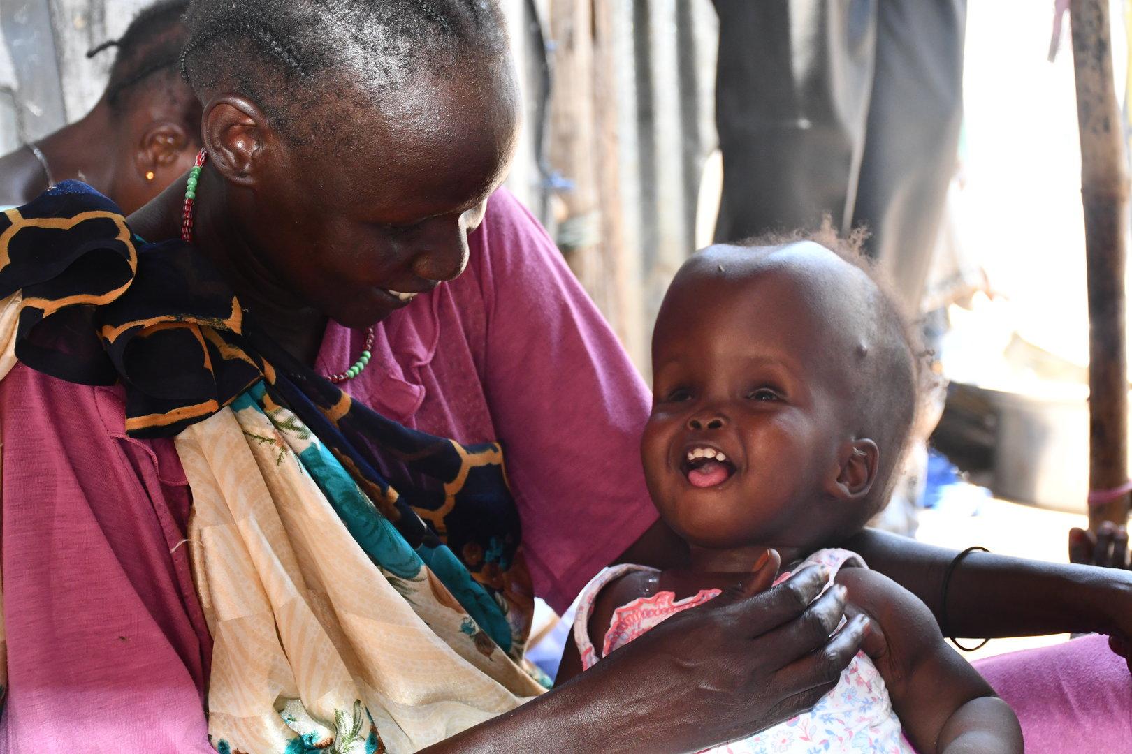Kämpfe im Sudan: Wie eine junge Mutter mit ihrem behinderten Kind entkam