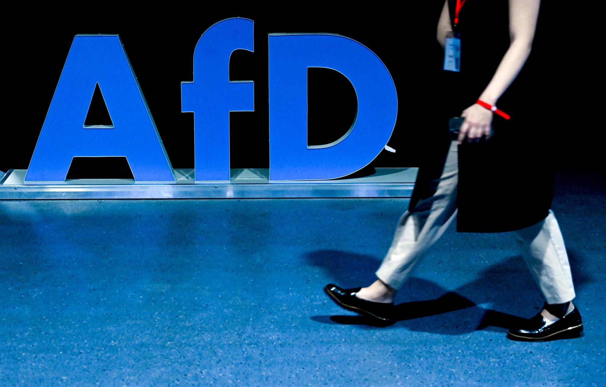 Erster AfD-Bürgermeister Im Deutschen Bundesland Sachsen-Anhalt | Heute ...