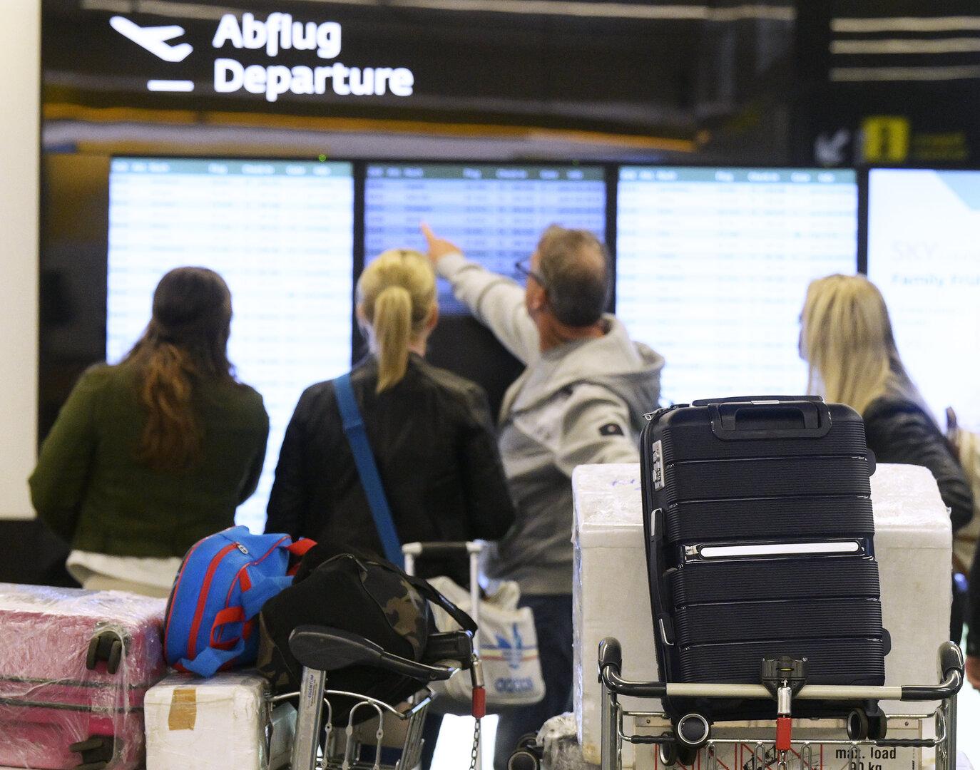 Nach Cyberattacke: Vorerst kein Normalbetrieb am Flughafen Berlin
