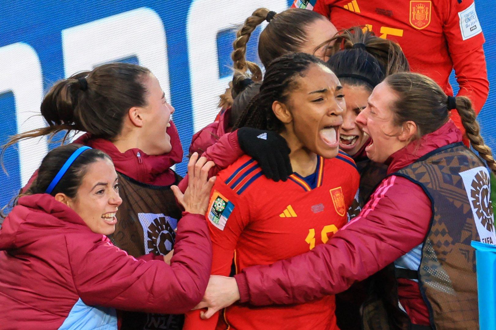 Spanierinnen stehen nach Krimi erstmals im WM-Halbfinale