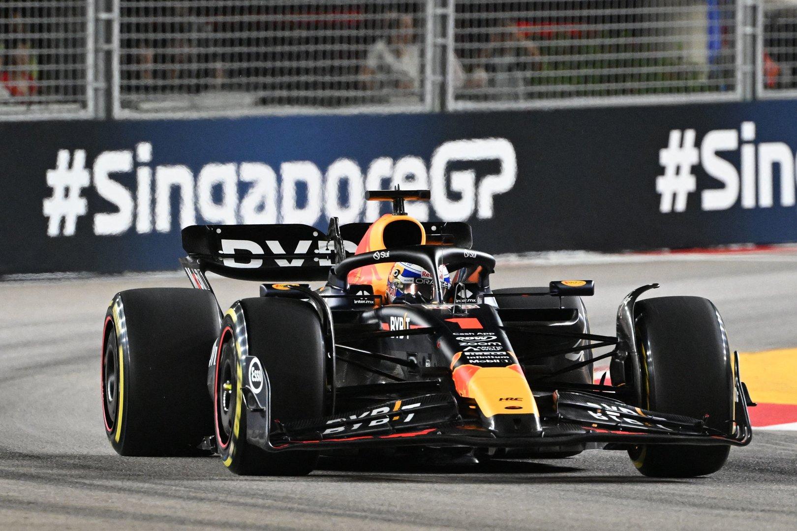 AUTO-PRIX-F1-SIN-PRACTICE