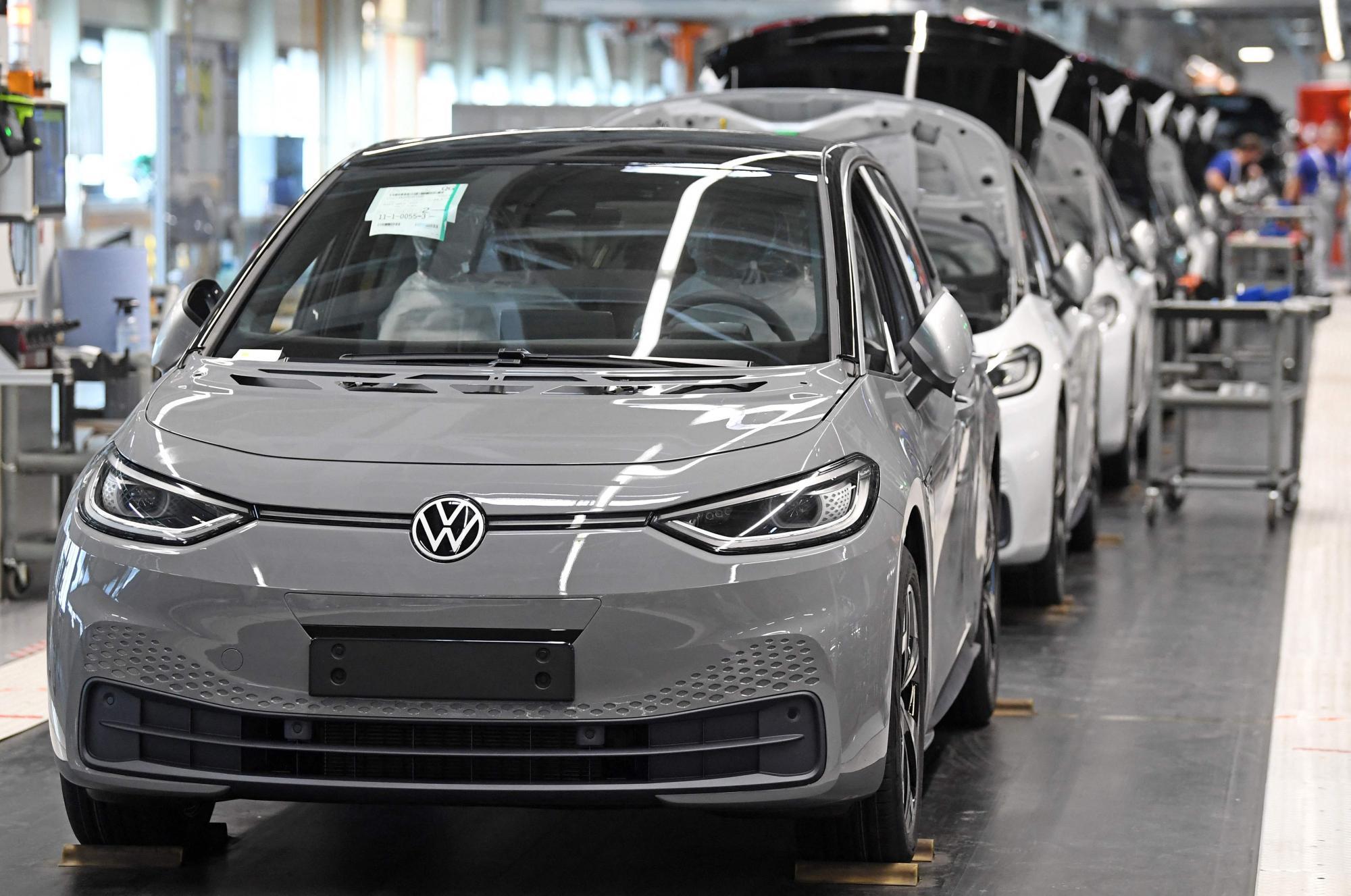 VW will Milliarden in US-Elektroauto-Firma Rivian stecken