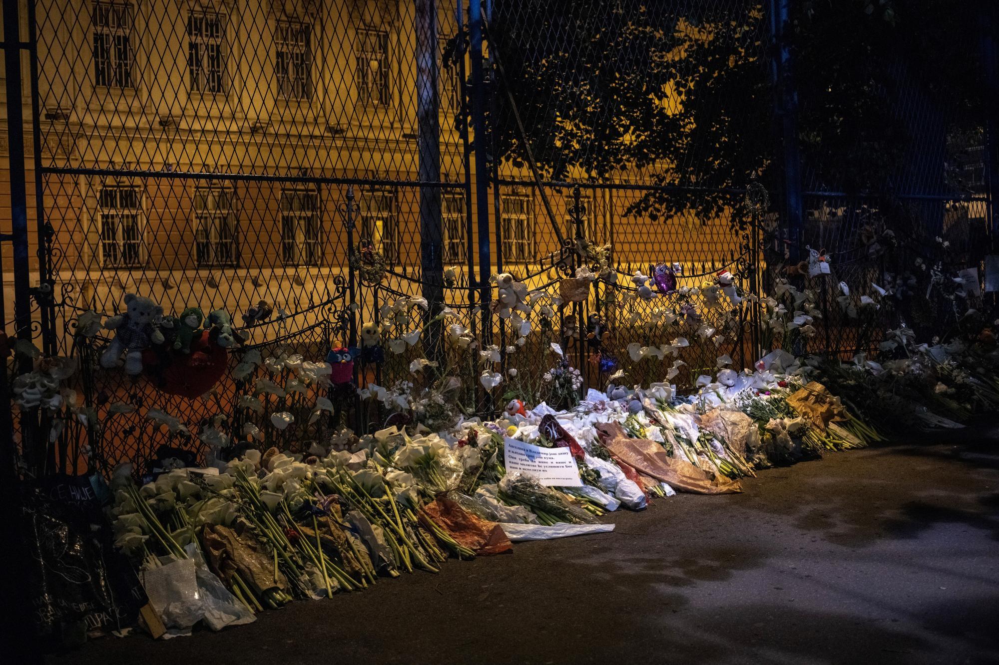 Nach Schulmassaker in Serbien: Staatsanwaltschaft klagte Eltern an