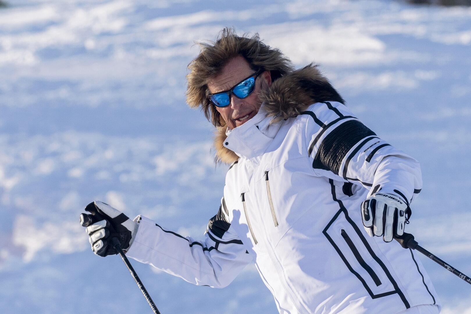 Slalomartist und Sänger: Hansi Hinterseer laufen sogar die Hirsche zu