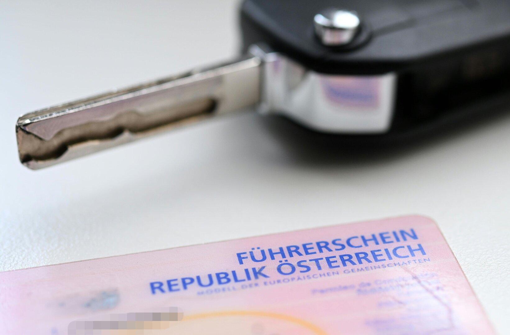 Studie: Jeder Dritte für Führerschein ab 16