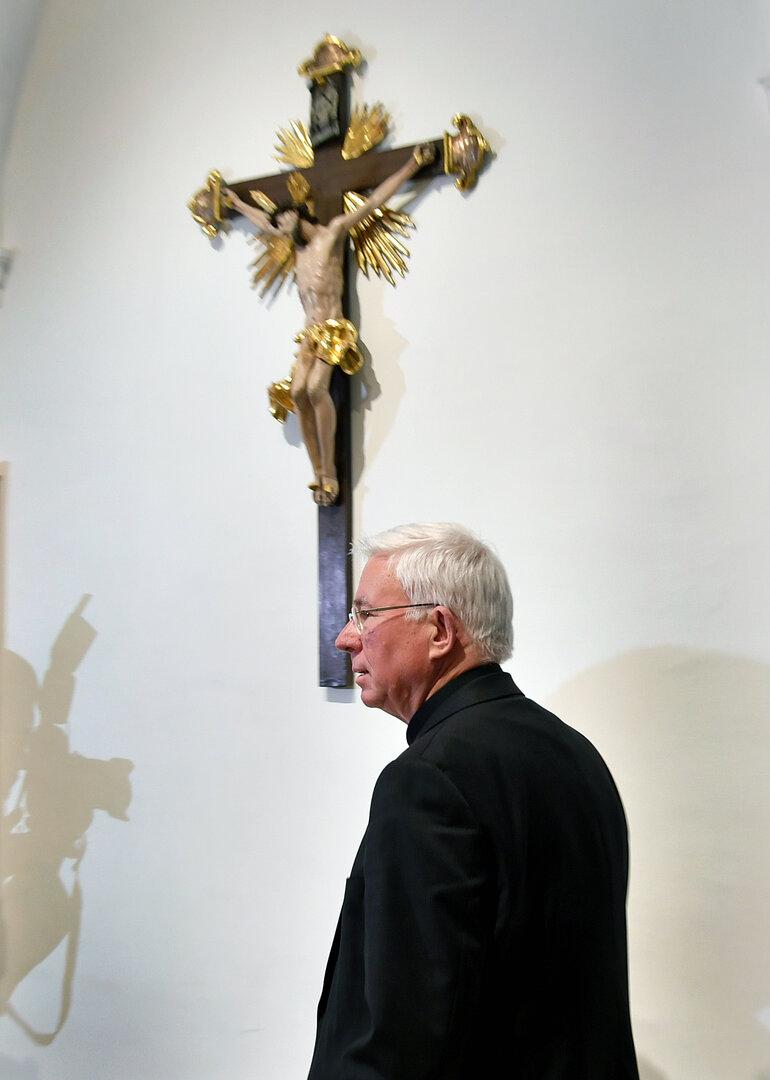 Nach Gehirnblutung: Salzburger Ex-Erzbischof gestorben