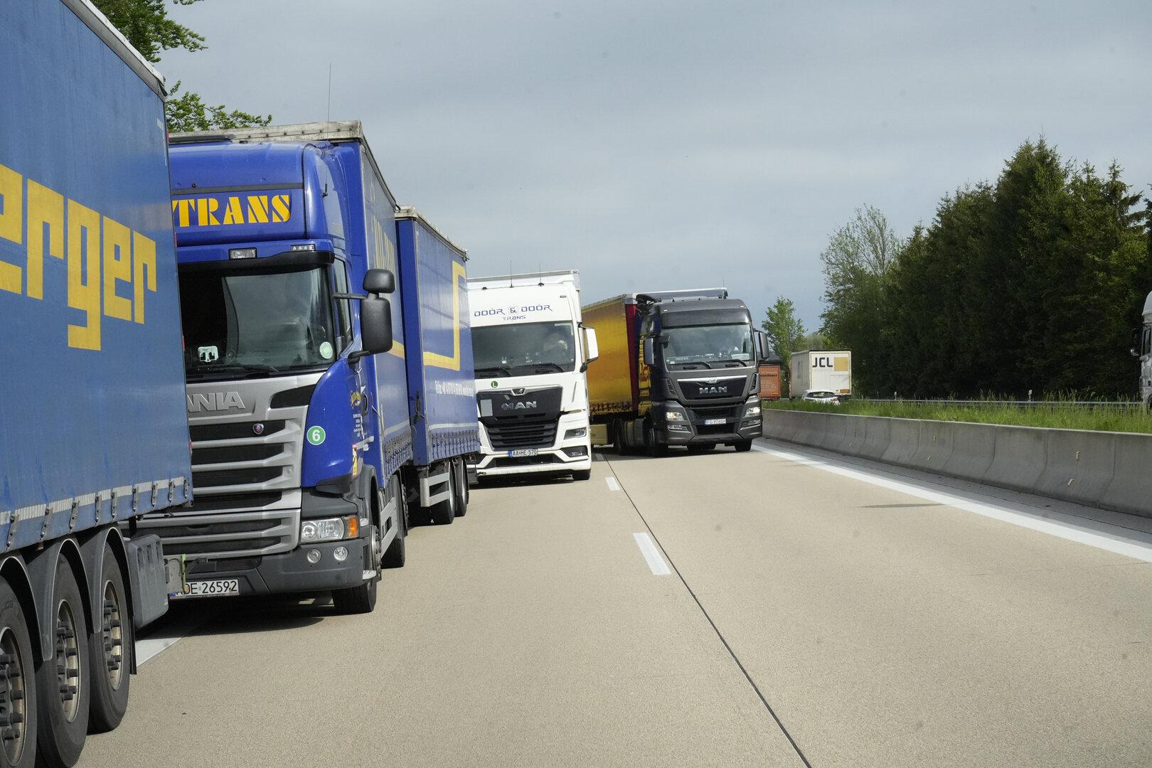 NÖ: Polizist außer Dienst stoppte Geisterfahrer-Lkw