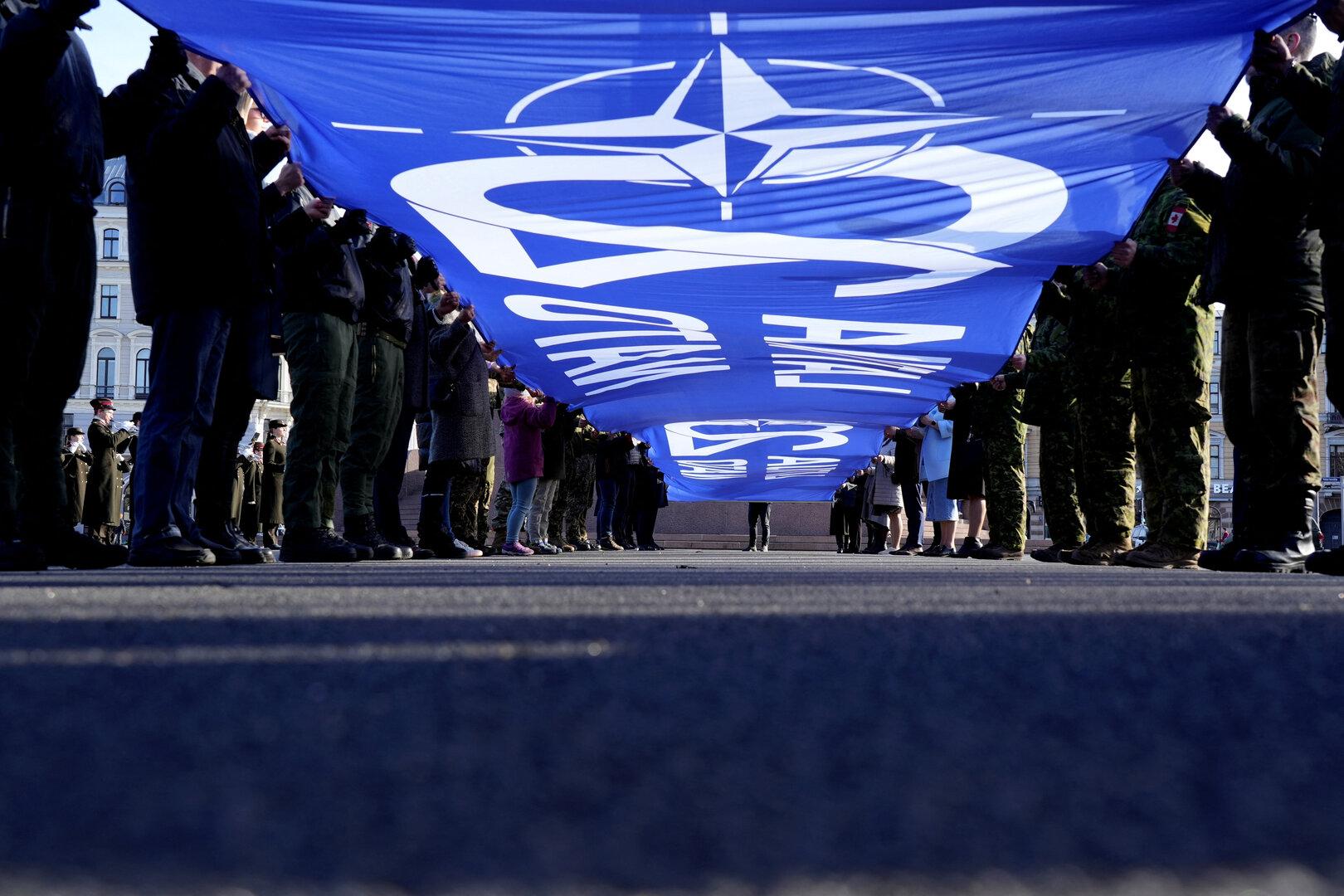Von wegen alte Dame- die NATO ist unser unsichtbarer Schutzschild