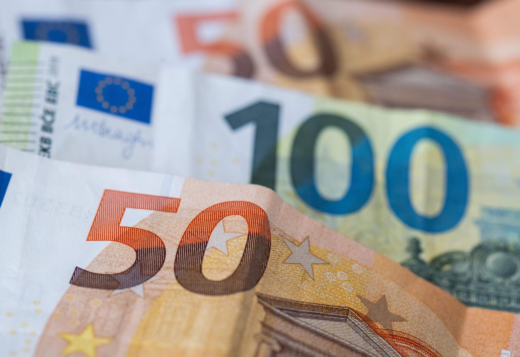 Gefälschte Rechnungen: Gastronom hinterzog über 300.000 Euro an Abgaben