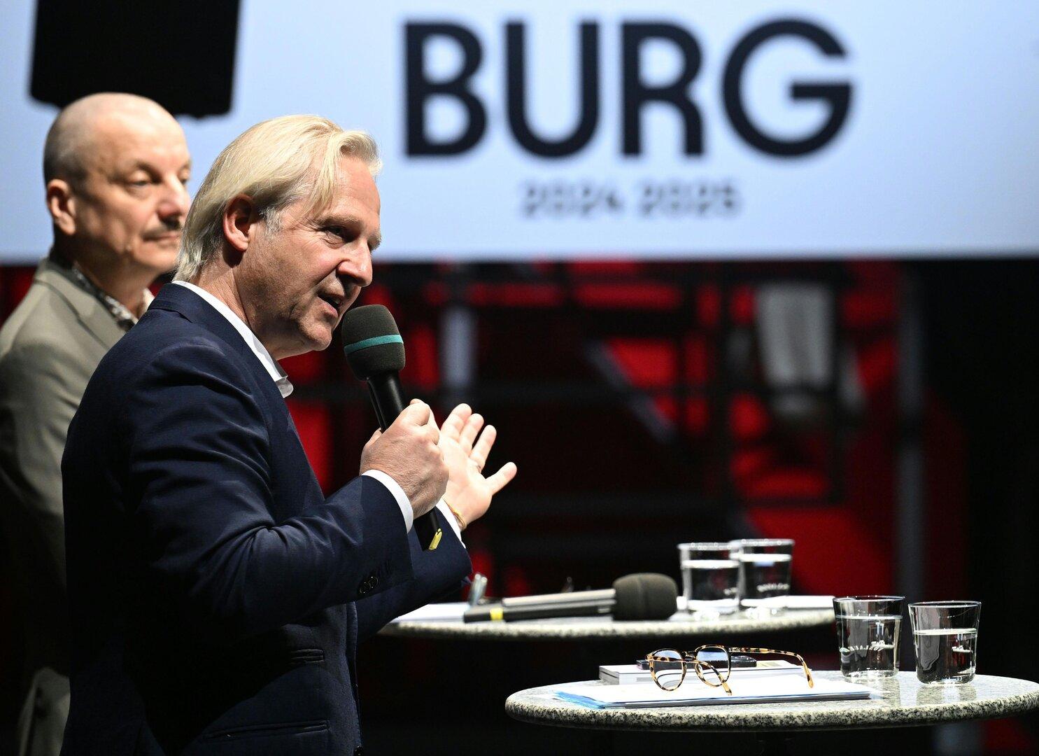 Stefan Bachmann macht Programm: „Das Wort BURG steht fürs Ganze“