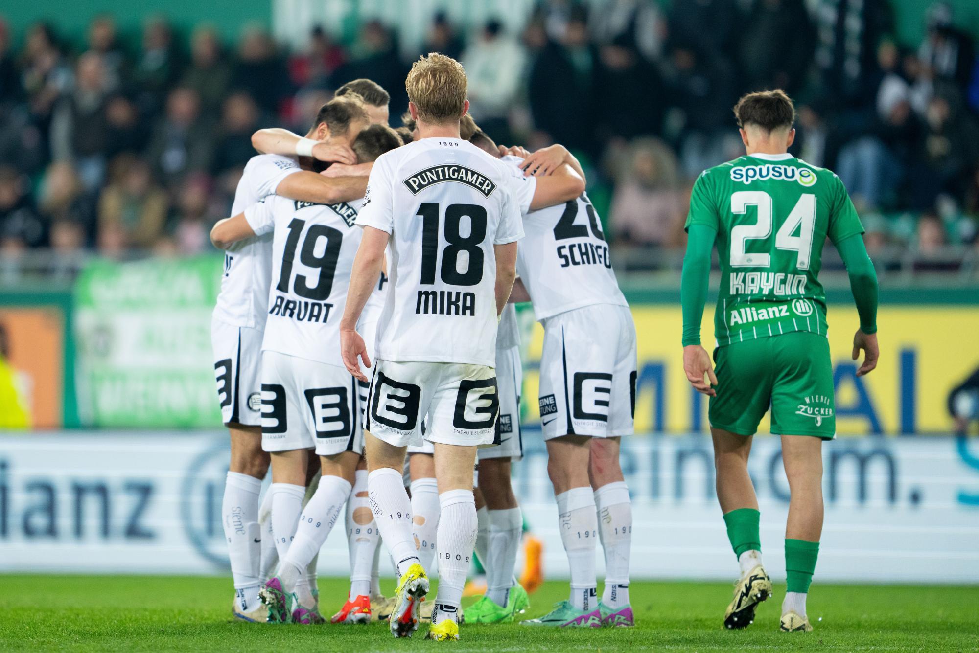 Niederlage für Rapid: Sturm nach Salzburg-Blamage an der Liga-Spitze