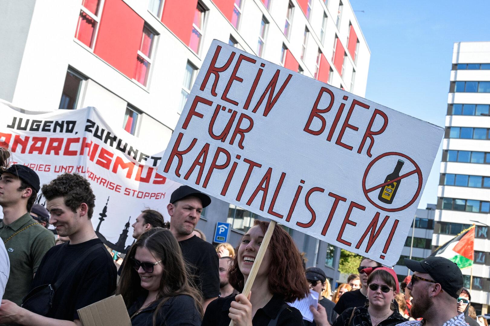 Deutschland: Zehntausende Menschen bei 1. Mai-Demos