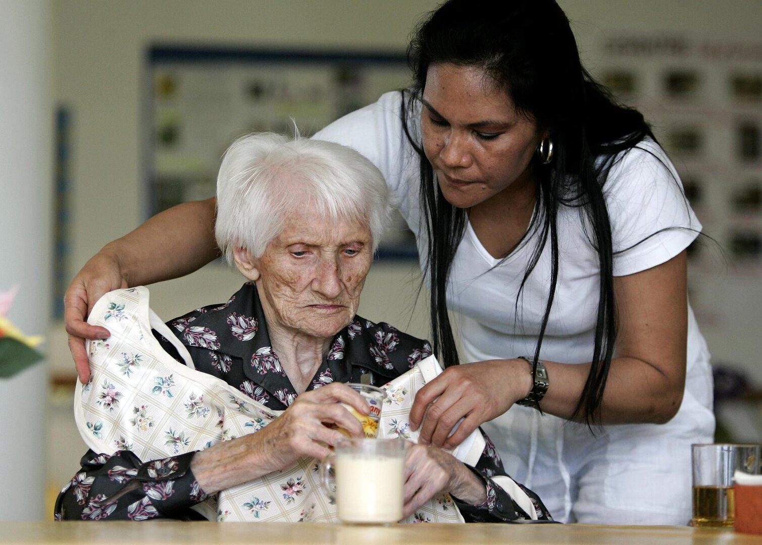 NÖ: Bewohner stellen Pflegeheimpersonal gutes Zeugnis aus