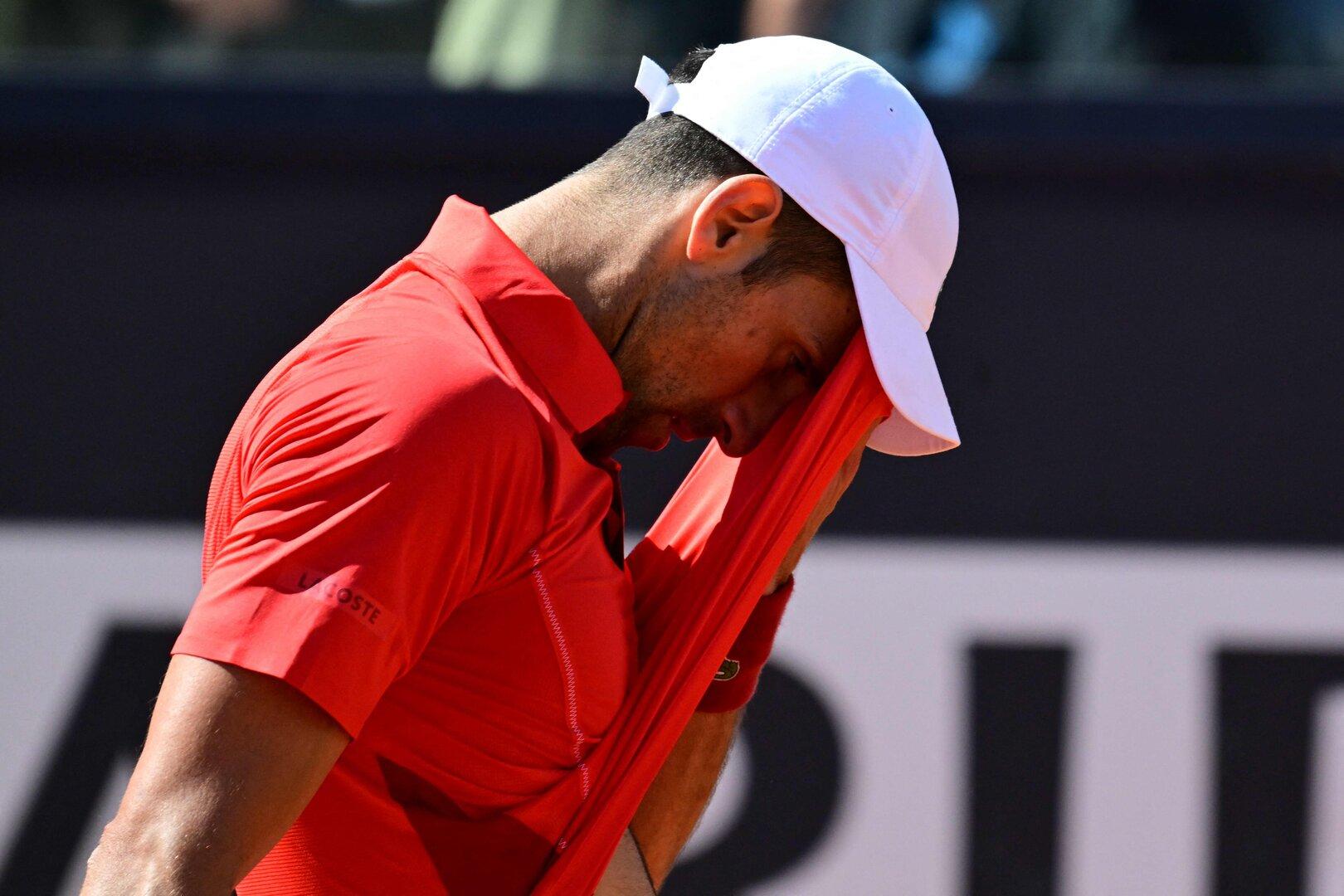 Rätsel um Djokovic: Schwache Leistung wegen Flaschen-Unfall?