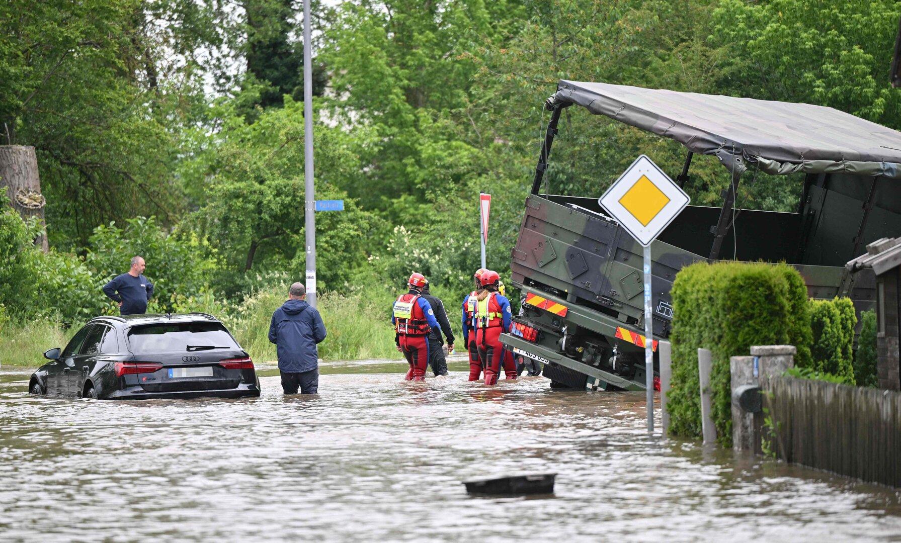 Hochwasser in Deutschland: Wasserstand an der Donau sinkt