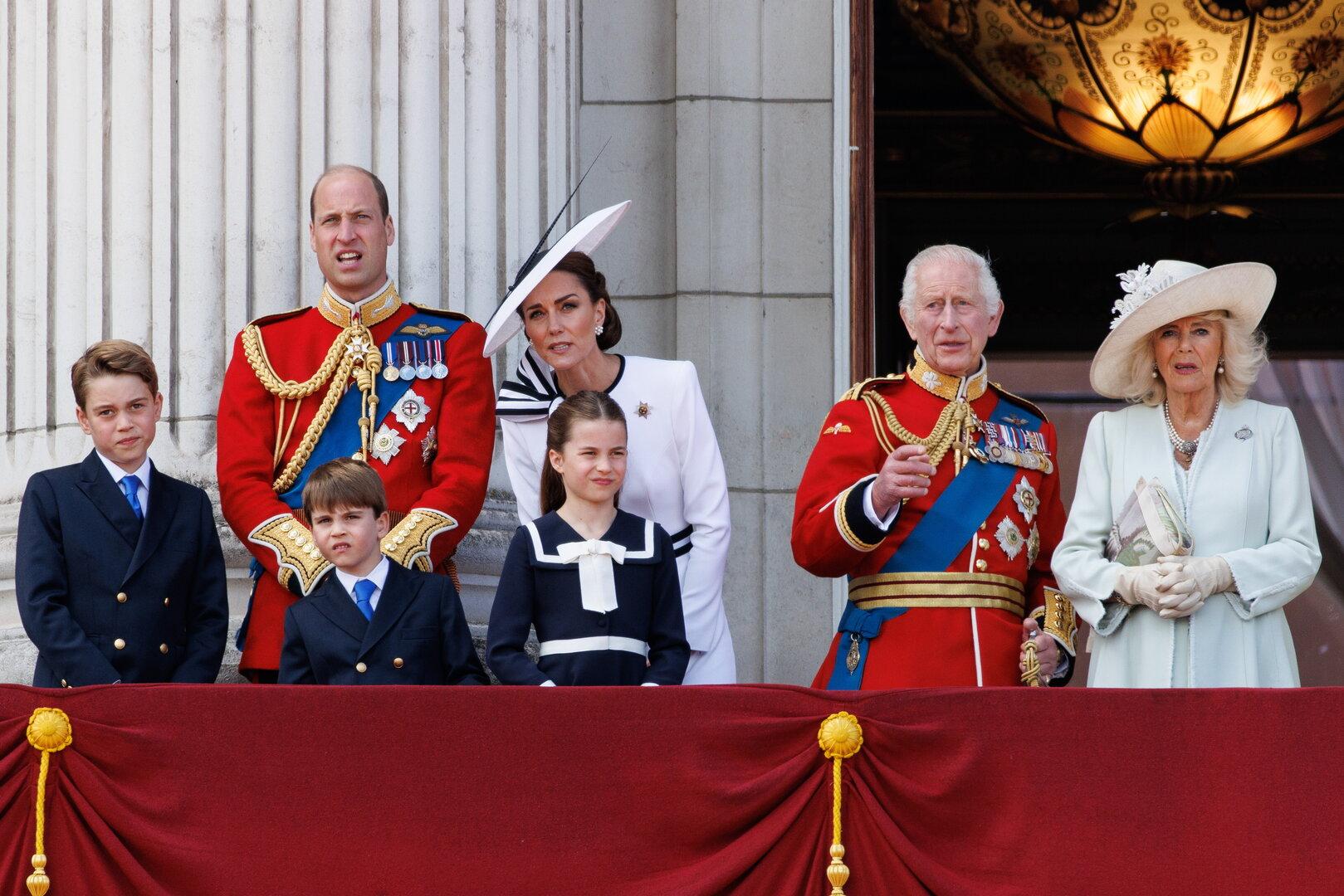 Lippenleserin verrät, was Prinzessin Kate bei Trooping The Colour am Balkon besprach