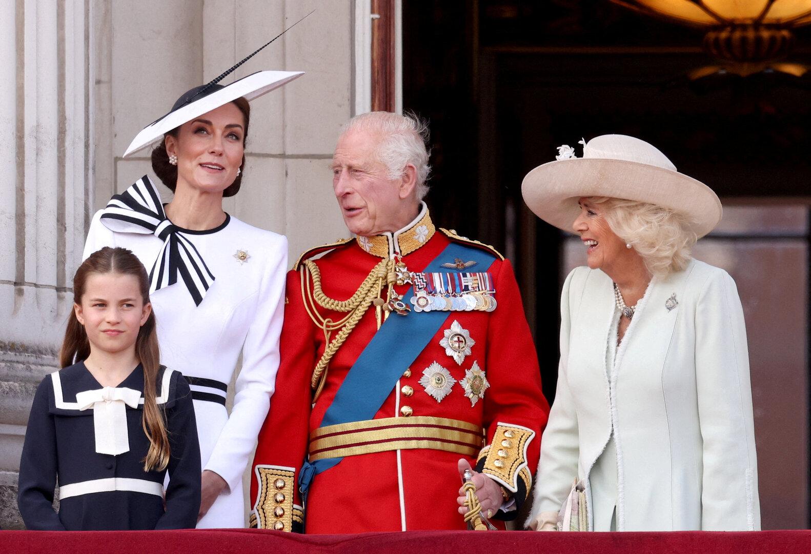 Trooping The Colour: König Charles' Geste zeigt, wie nah er Kate steht