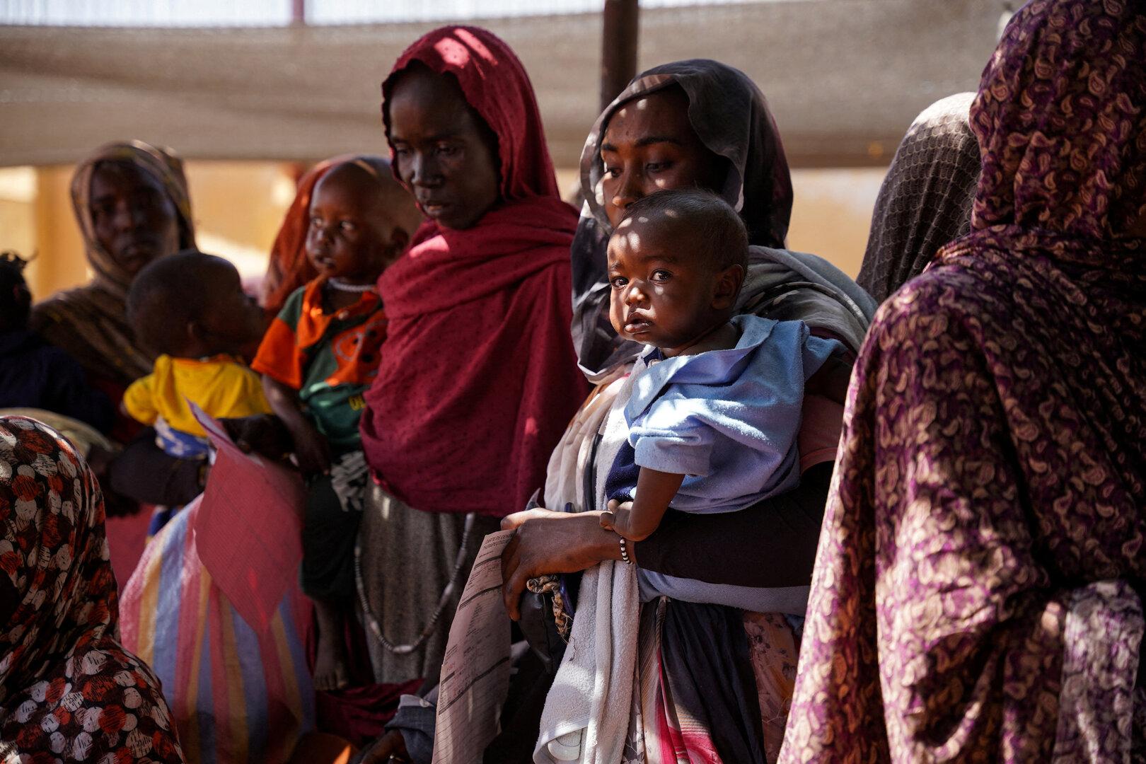 Frauen und Kinder sind laut CARE Opfer beispielloser Gewalttaten in diesem Konflikt.