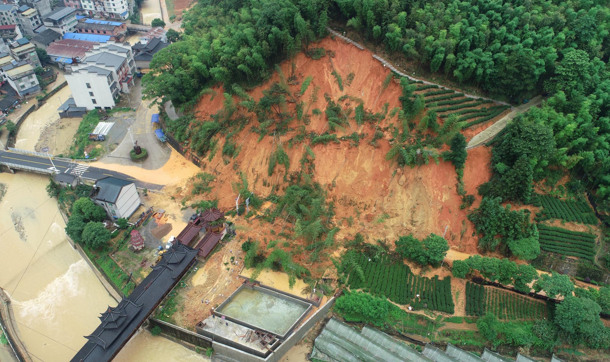 Schwere Schäden in Südchina durch Regenfälle