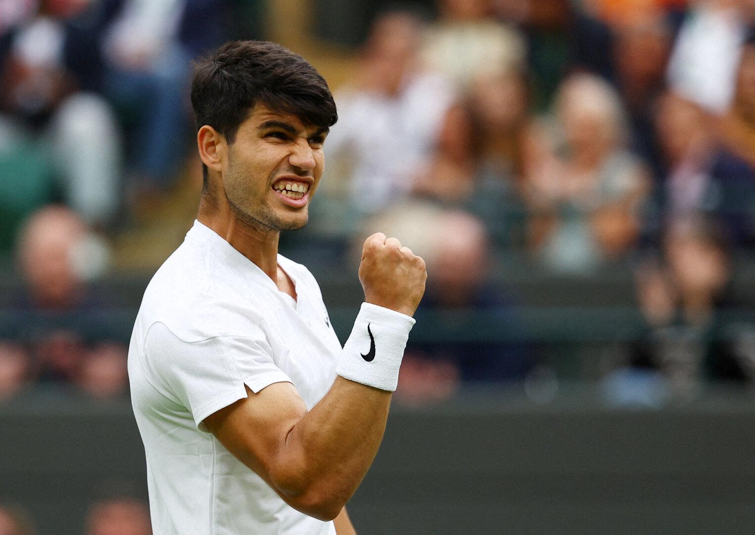 Tennis: Alcaraz bleibt in Wimbledon ohne Satzverlust