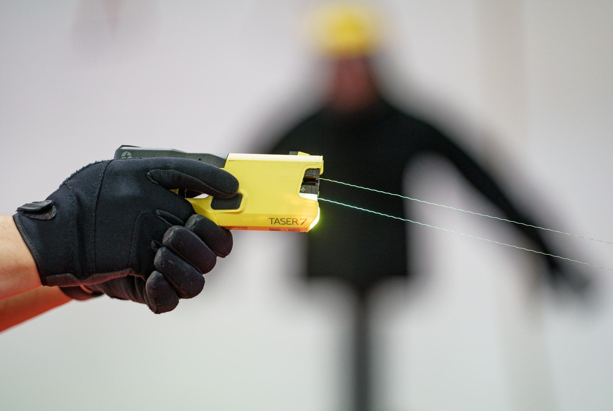 Wiener Polizei setzte mit Messer Bewaffneten mit Taser außer Gefecht