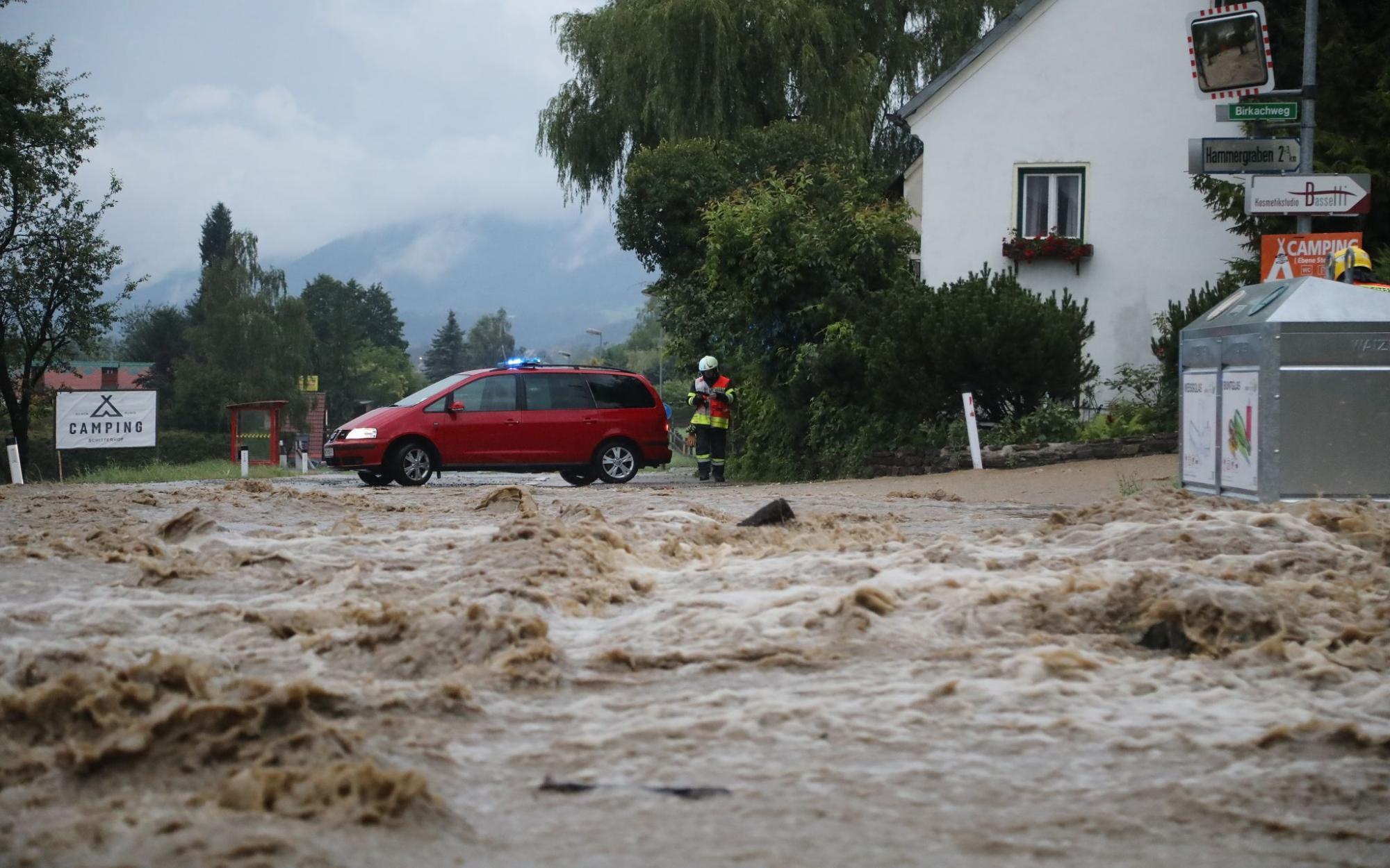 Überschwemmungen und Murenabgänge: Unwetter in Steiermark und Kärnten