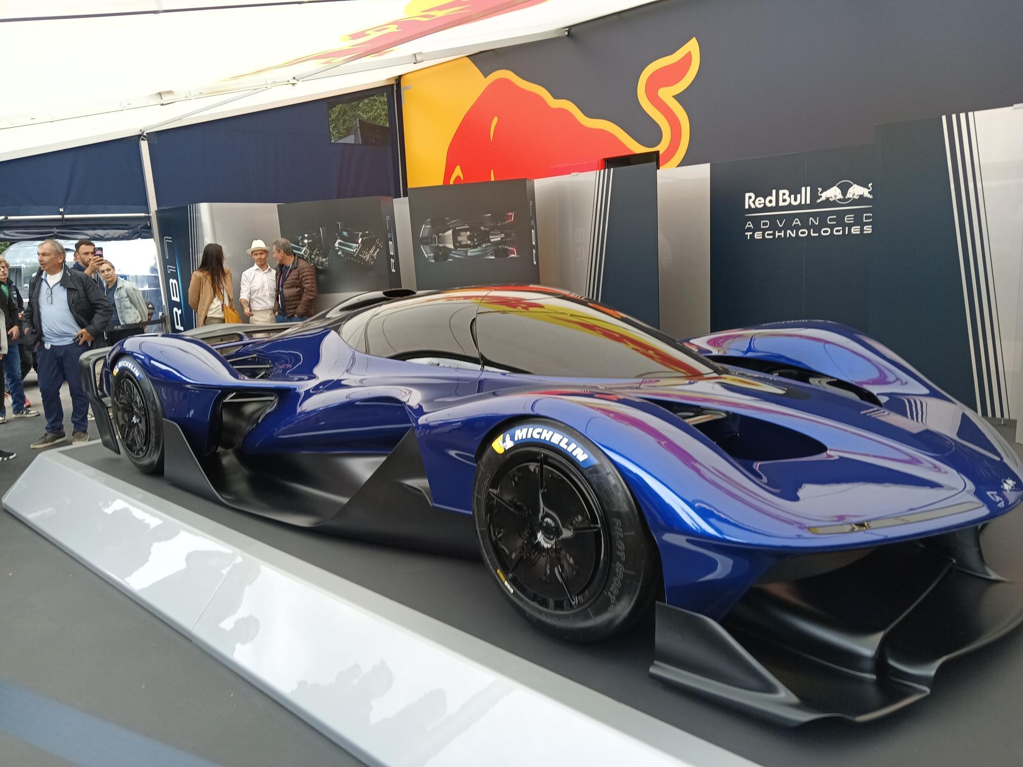 Red Bull präsentiert sein extremes Hypercar