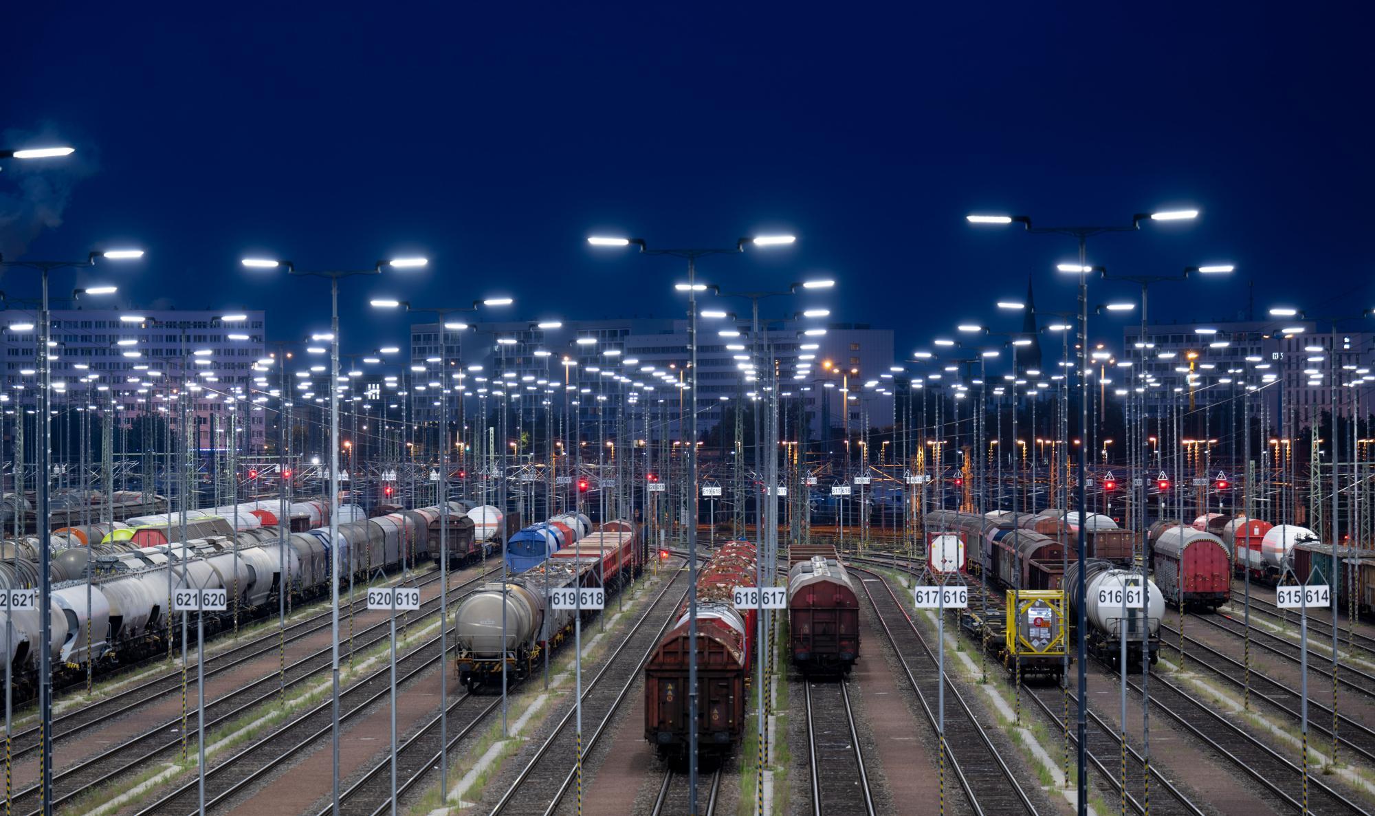 Verzögerungen im Bahnverkehr: 750 Passagiere in Köln gestrandet