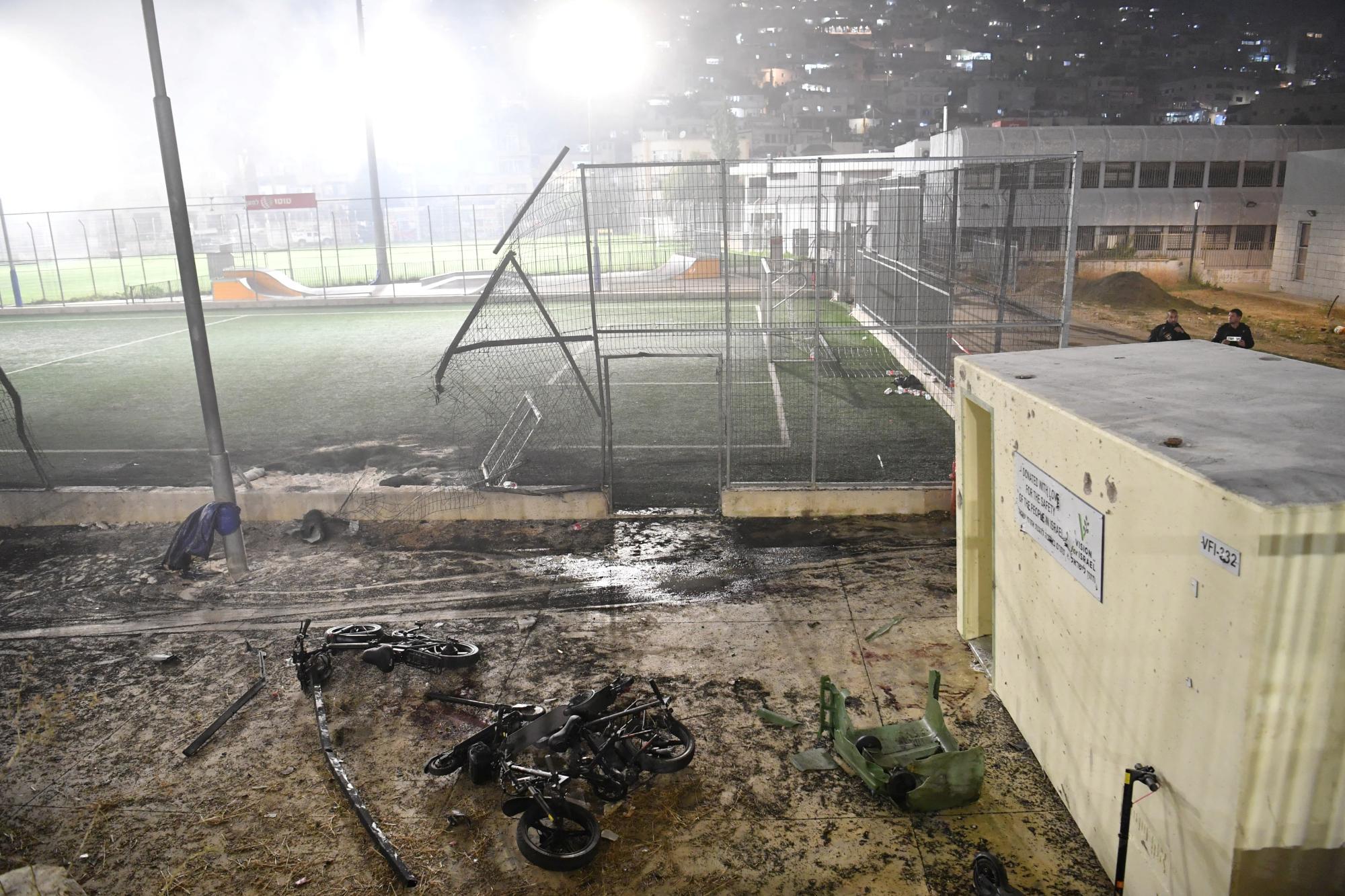 Rakete aus Libanon trifft Fußballplatz: Mindestens zehn tote Kinder und Jugendliche