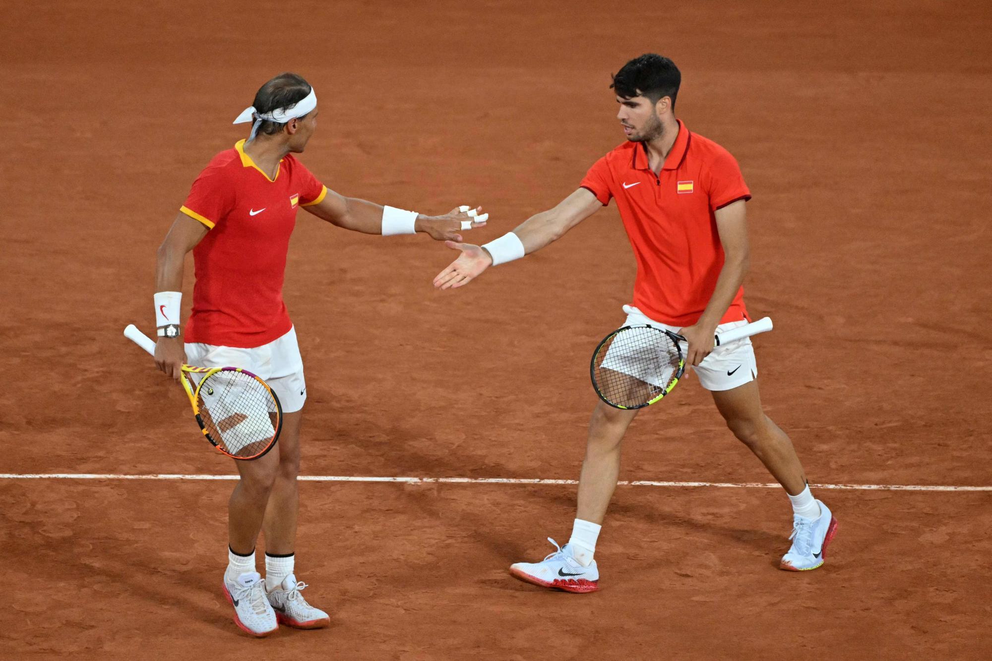 Spaniens Tennis-Stars Nadal und Alcaraz begeistern beim Olympia-Doppel