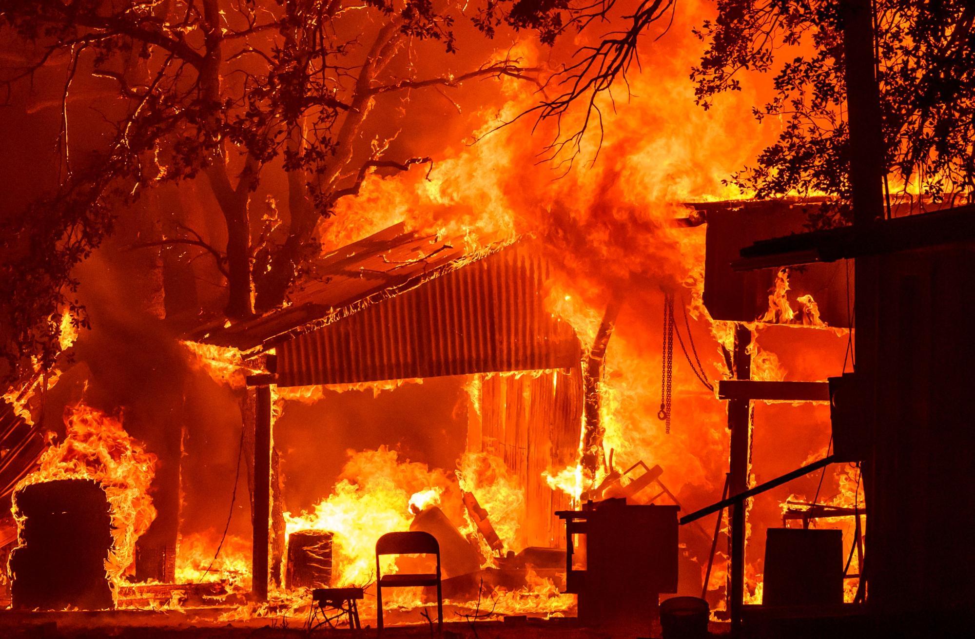 Flammen-Hölle in Kalifornien: Tausende Menschen mussten fliehen
