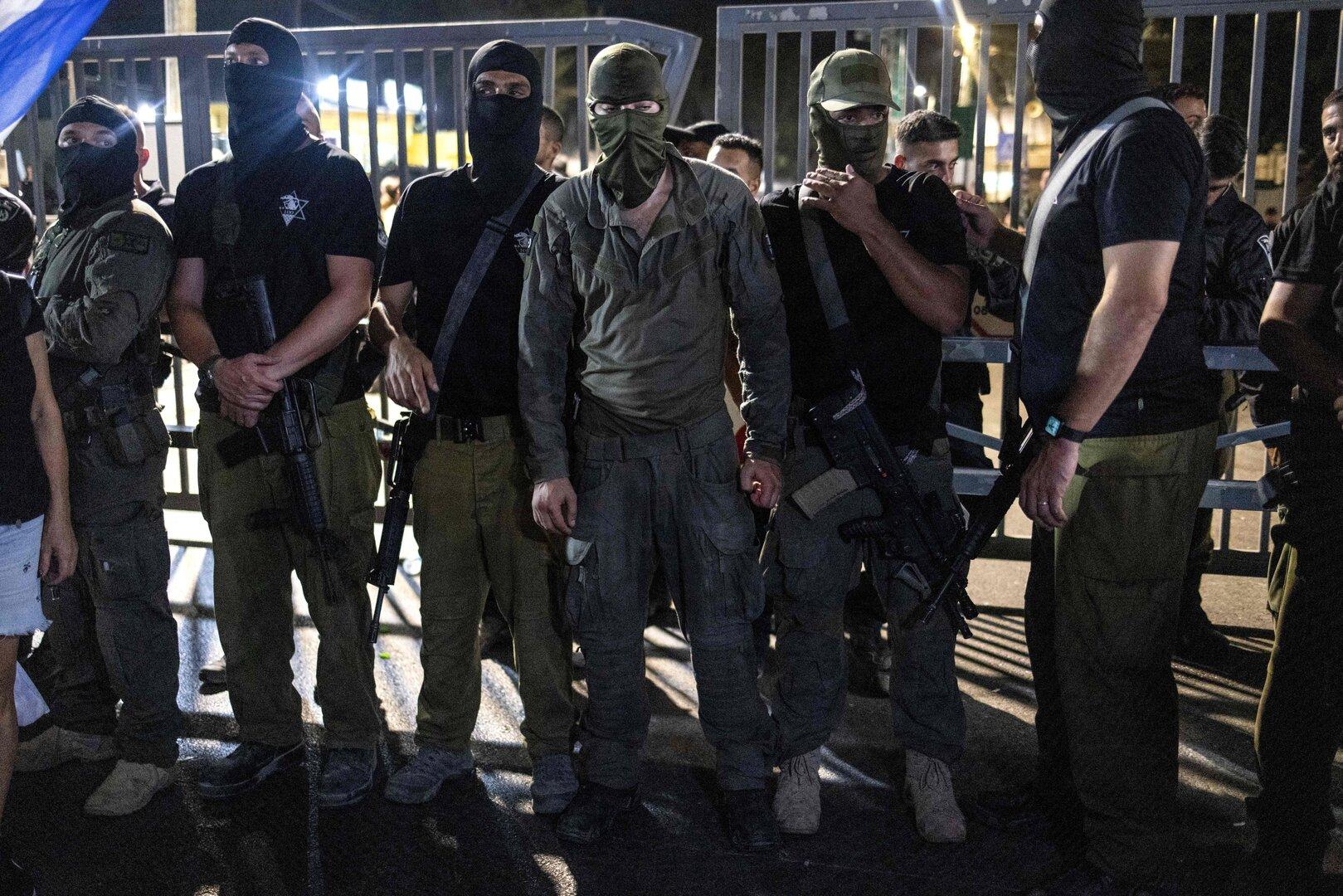 Warum ein Rechter Mob einen Stützpunkt der israelischen Armee stürmte