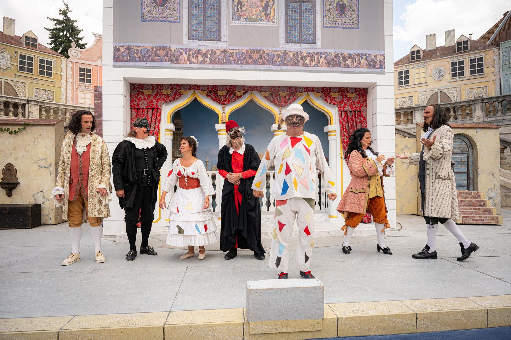 „Der Diener zweier Herren“ in Stockerau: Sommertheater wie damals