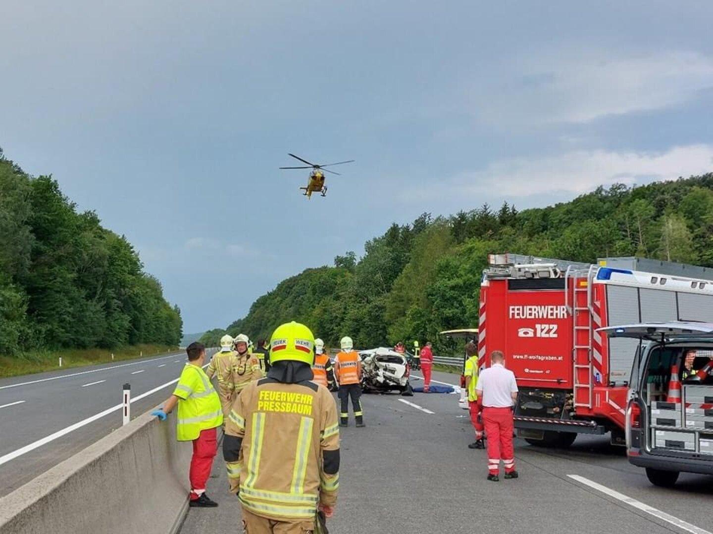 Tragischer Unfall auf A1: Einsatzkräfte konnten Frau nicht mehr retten