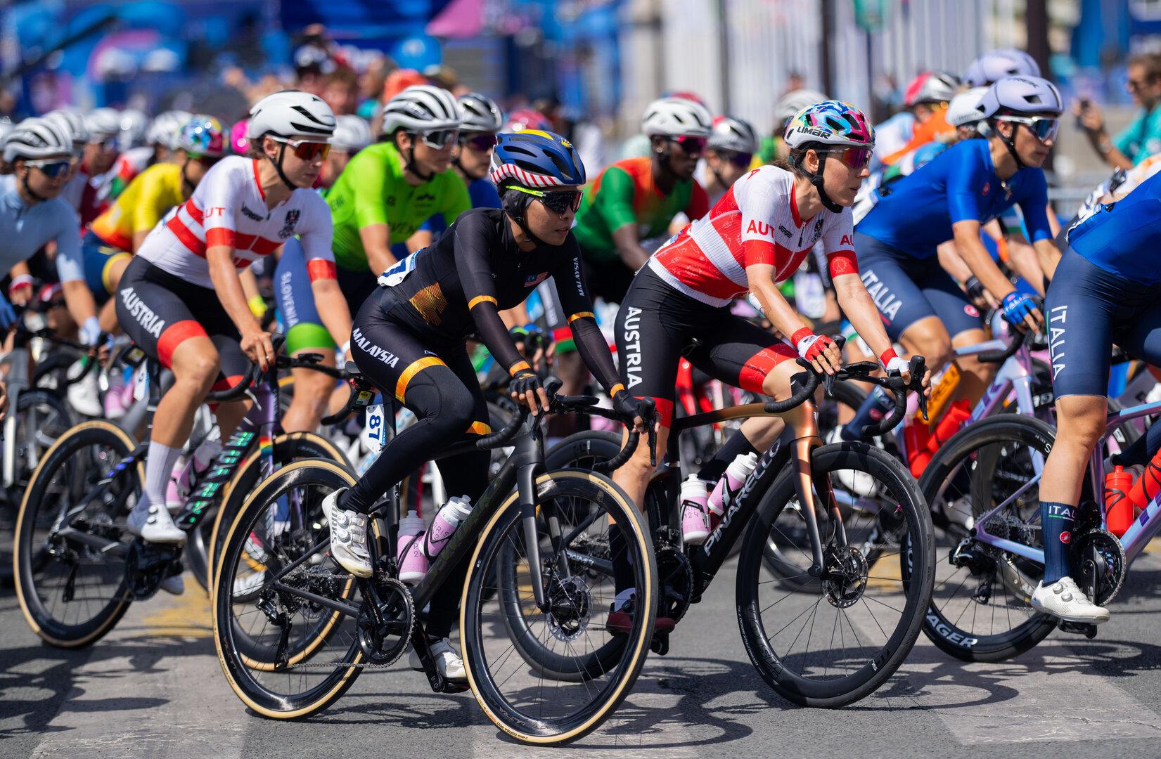 Eine Sensation aus Alaska beim Frauen-Radrennen, Kiesenhofer weit zurück