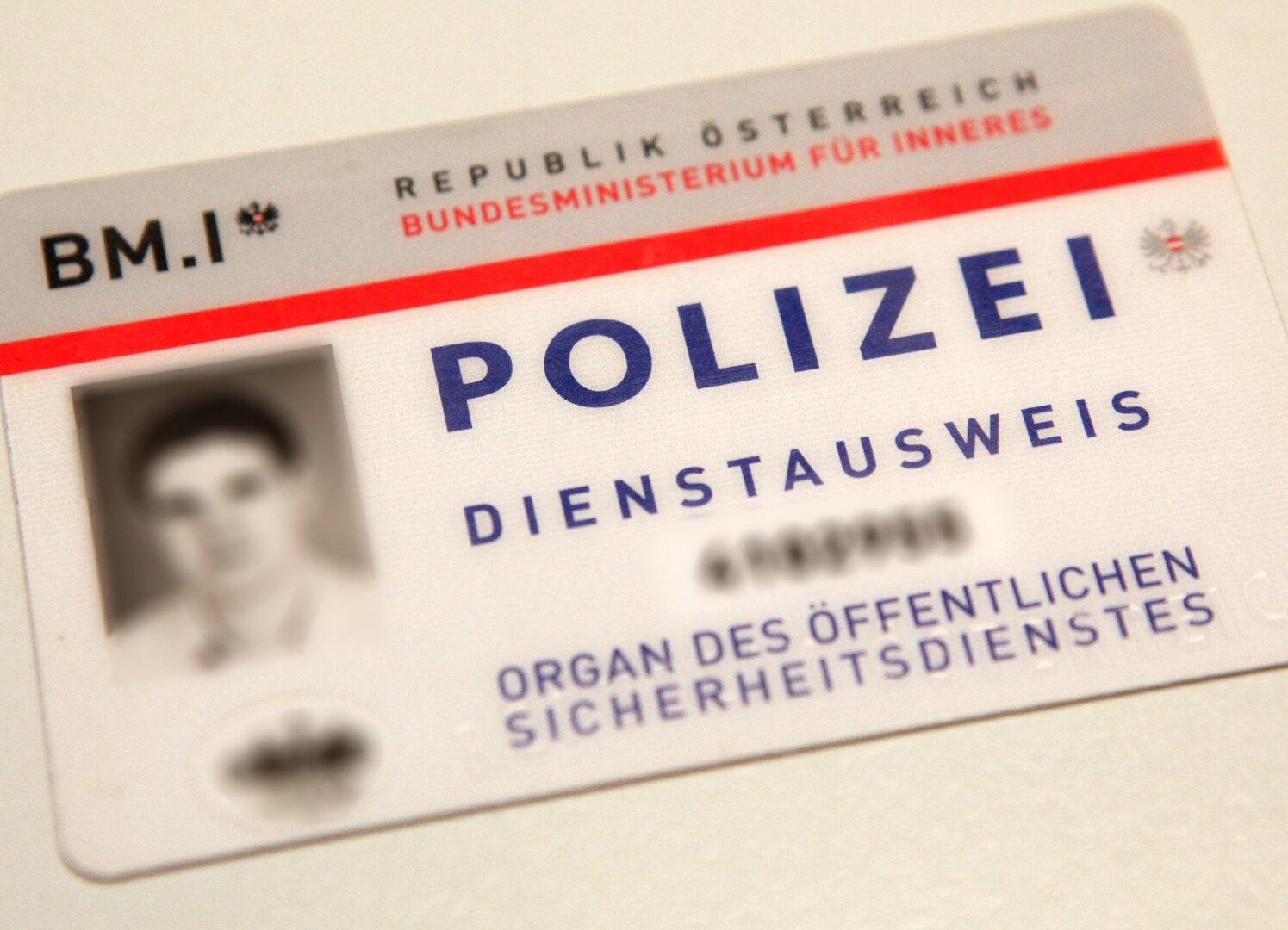 Polizei und  Steirerin (92) lockten Fake-Polizisten in die Falle