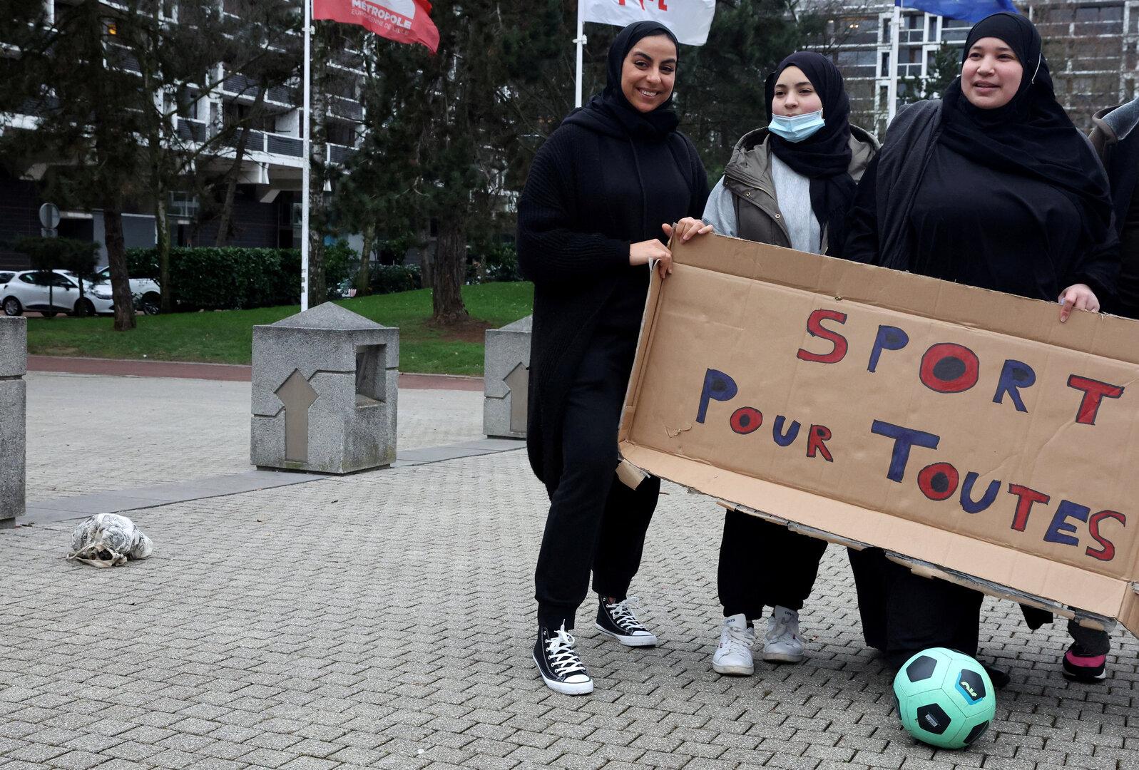 Kritik der UNO am Hijab-Verbot der französischen Regierung