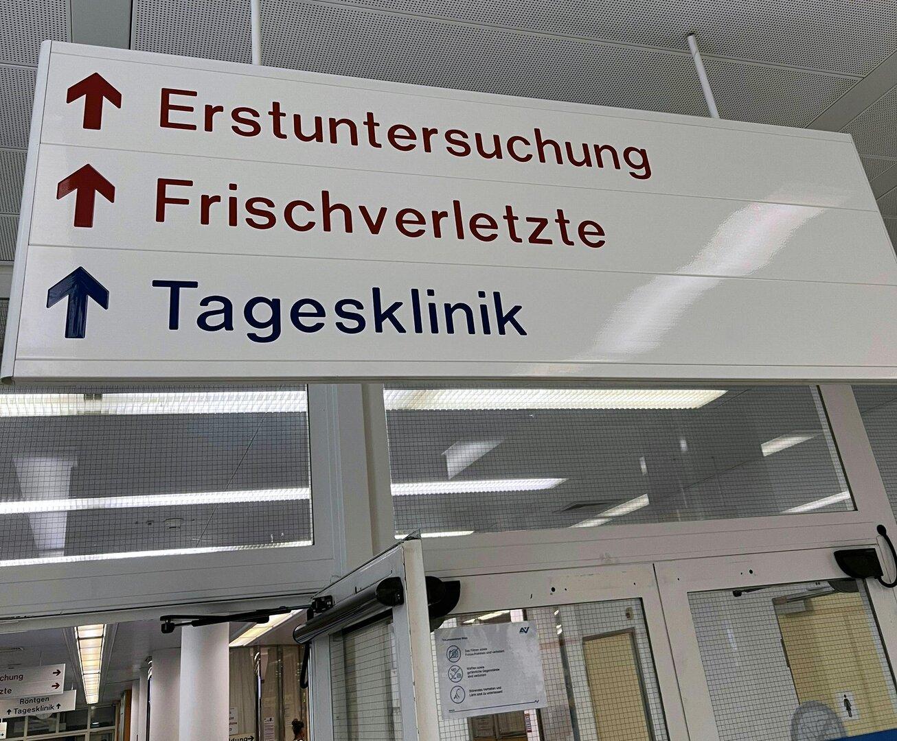 Mutter und ihr 2-jähriger Sohn bei Auffahrunfall in Kärnten verletzt