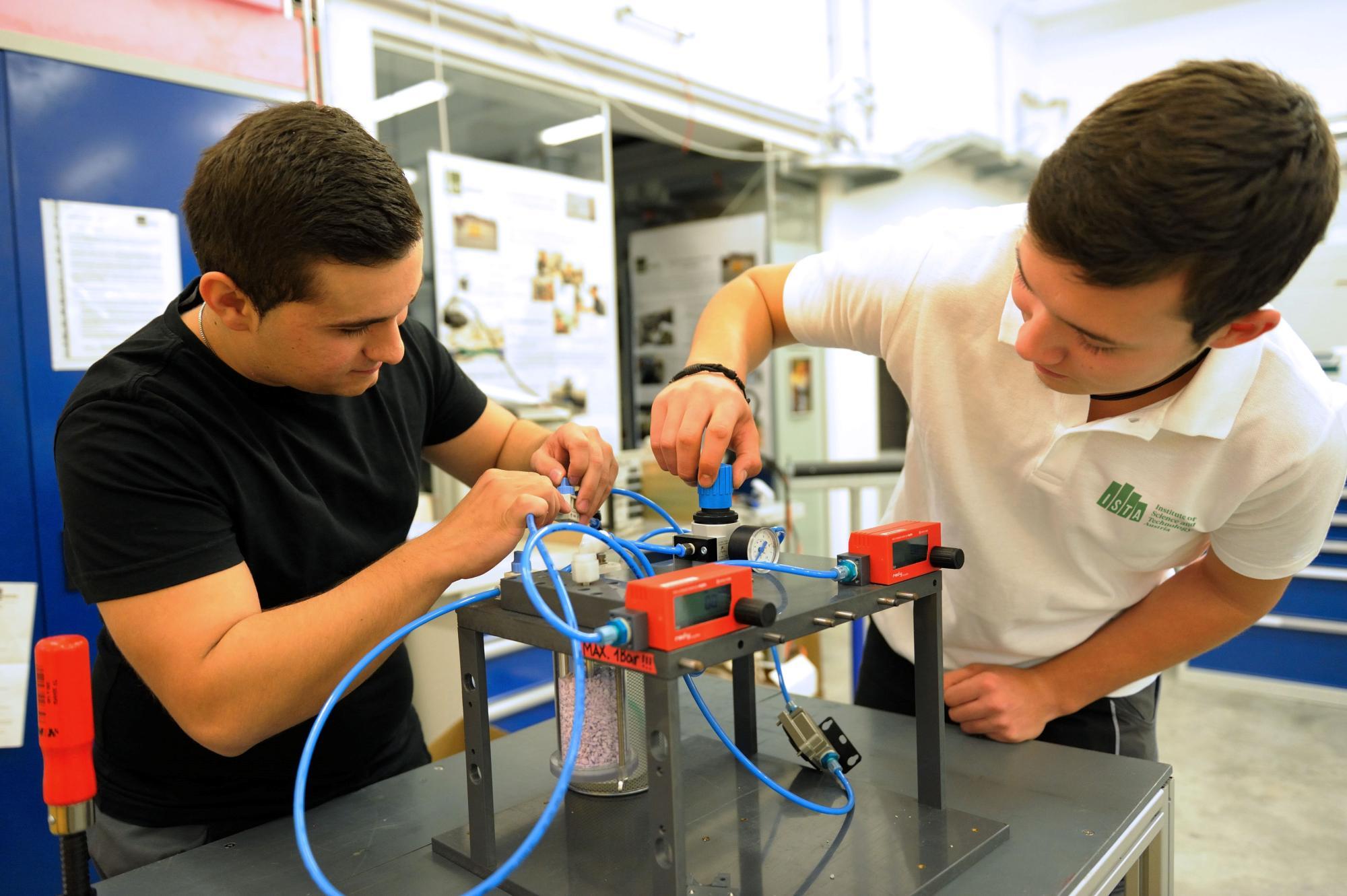 Junge ohne Job – ein Problem der Alten