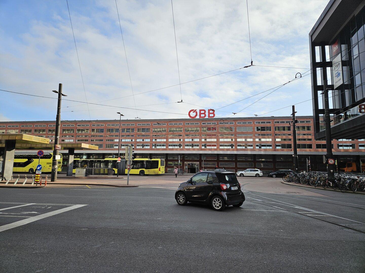 Innsbruck dobil novo podhod za pešce in kolesarje pod glavno železniško postajo